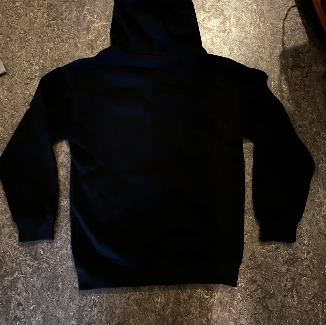 Svart hoodie från Lacoste med dragkedja - 3