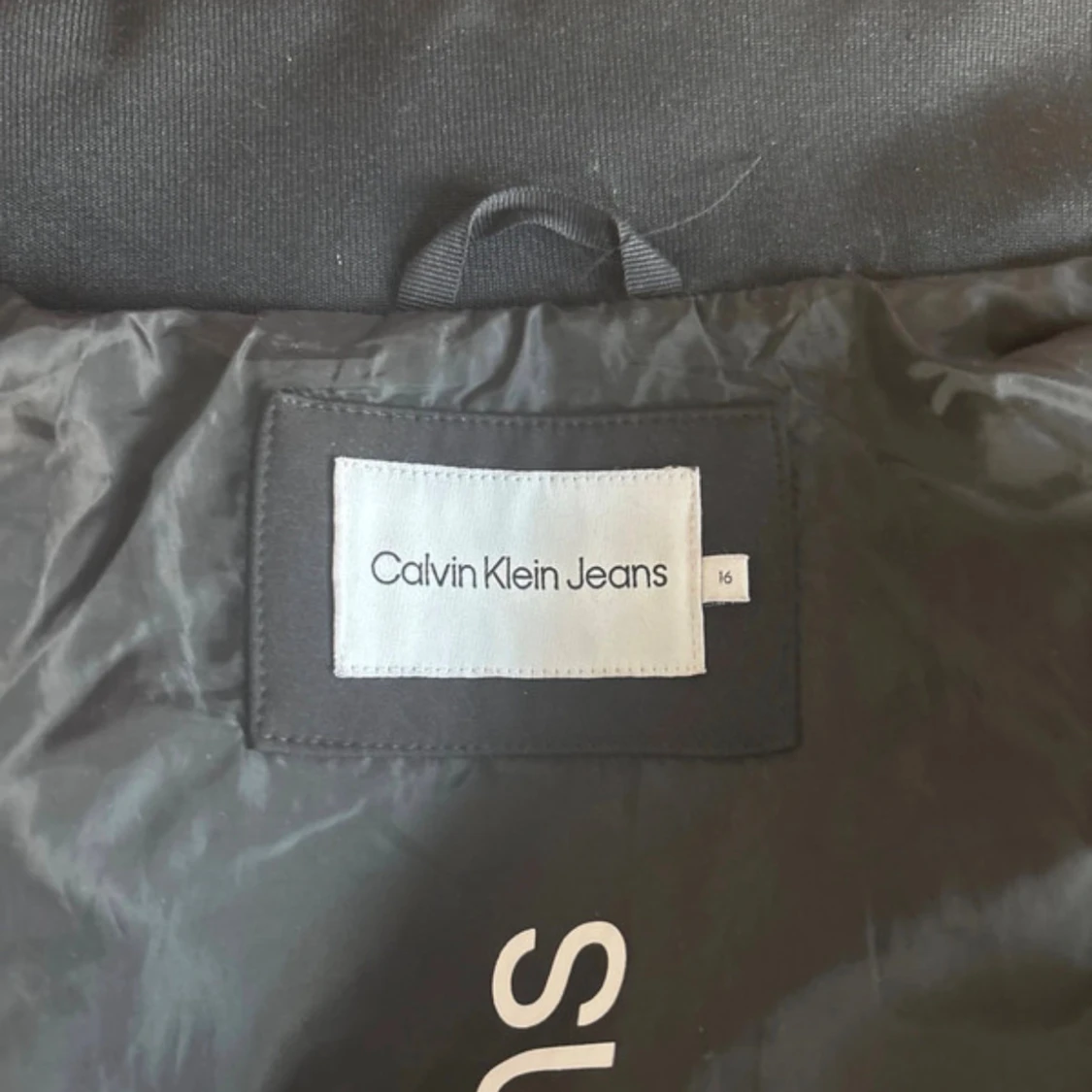 Svart jacka från Calvin Klein Jeans - 2