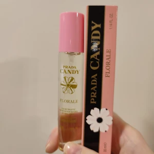 Prada Candy Florale Perfume - Prada Candy Florale Perfume. 33ml bottle. New! A great summer/spring fragrance.