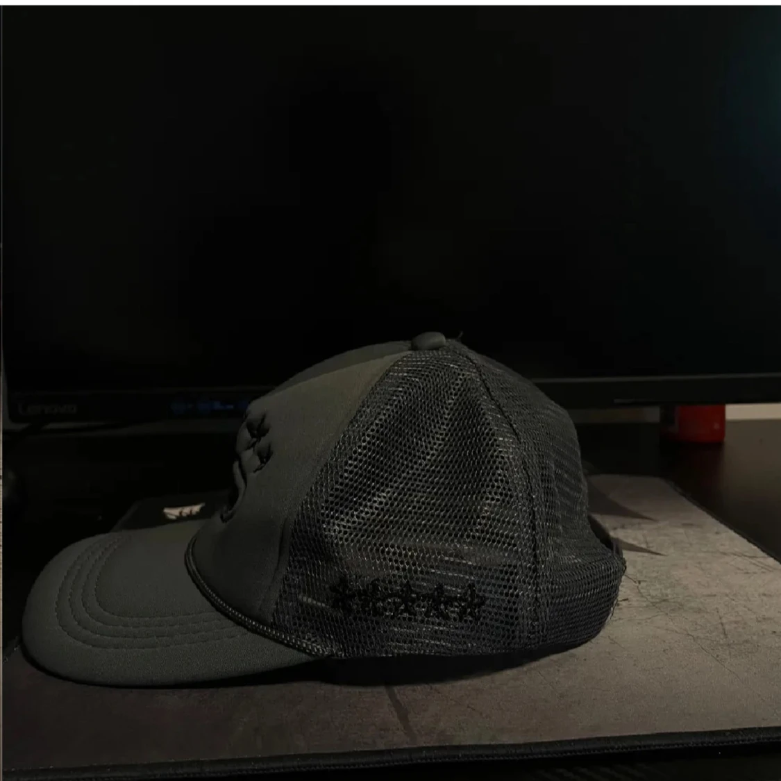 Svart truckerkeps med stjärnor - 1