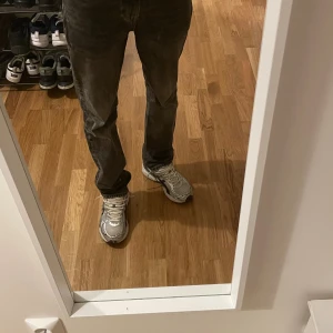 Jeans - Säljer ett par jeans, som jag inte använder. Dom är använda ett fåtal gånger. Storlek 29/32