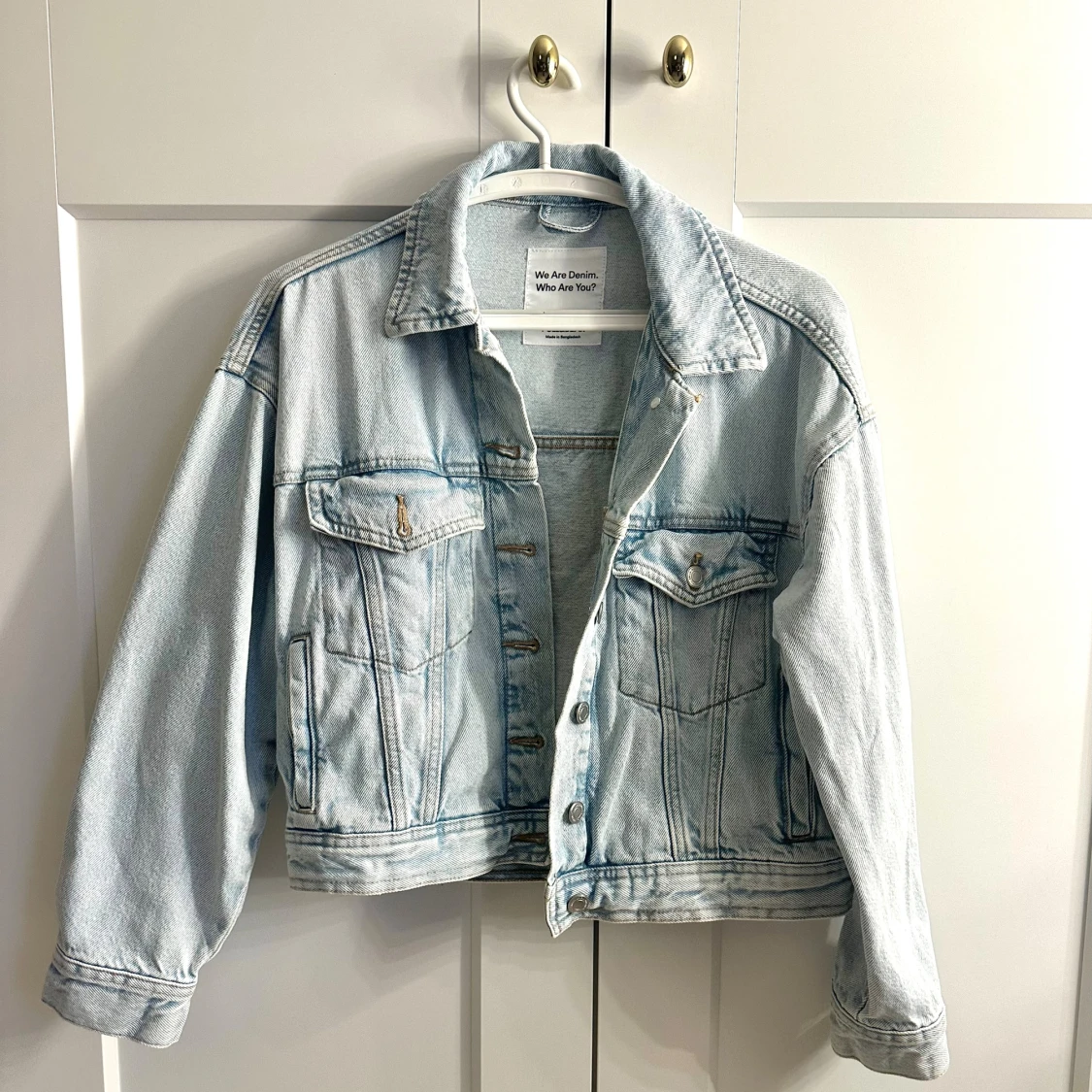 Ljusblå jeansjacka från Pull&Bear🩵