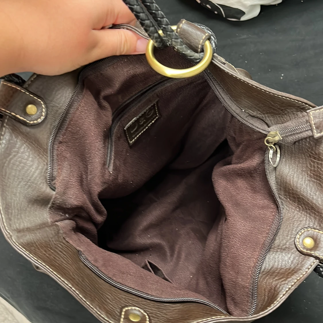 Brun axelväska från D&G i skinn - 2