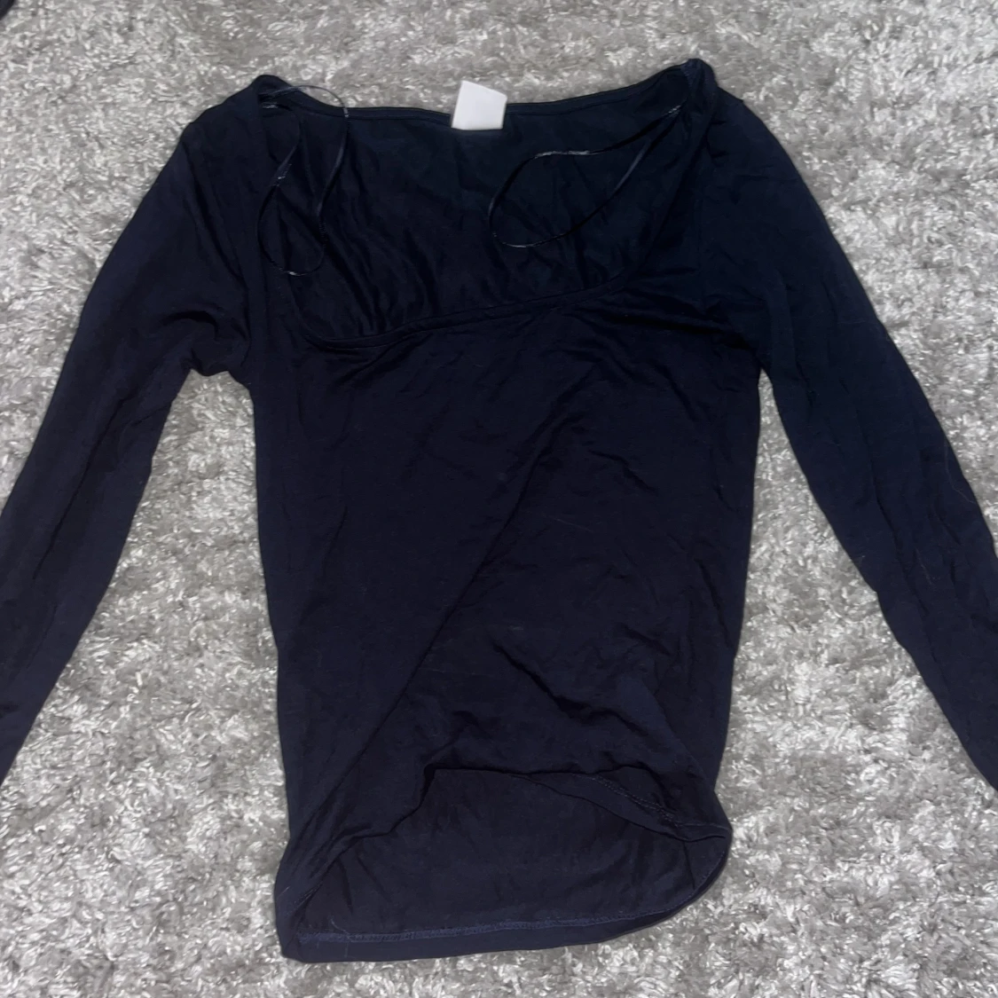 Marinblå långärmad topp från Gina Tricot