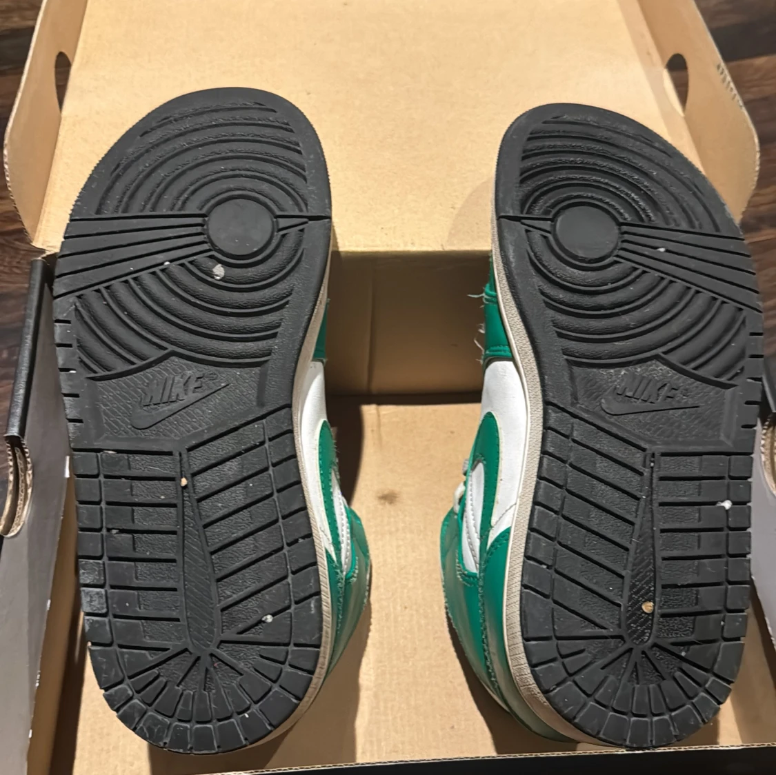 Nike Air Jordan 1 Mid grön/vit - 3