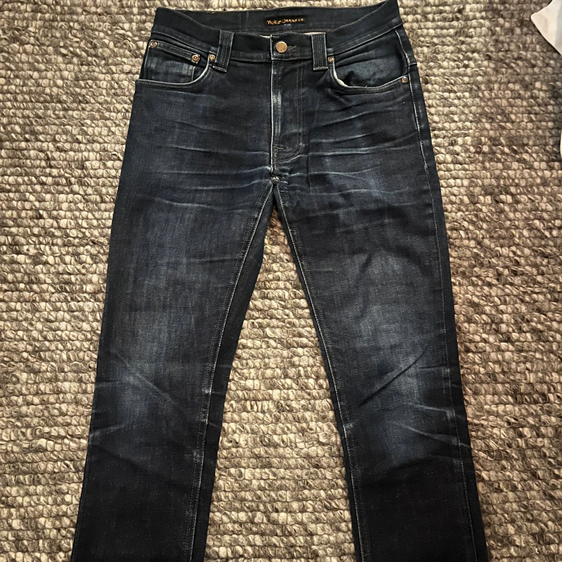 Mörkblå jeans från Nudie Jeans  - 2