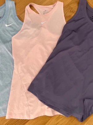 Rosa linne  - Fint rosa tränings linne 