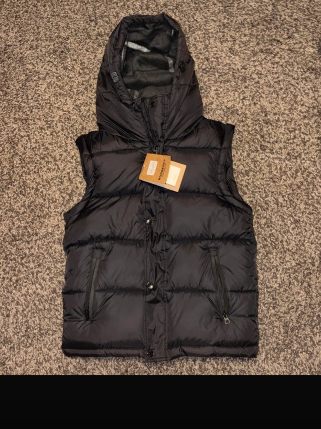 Svart dunjacka med huva från Moncler - 2