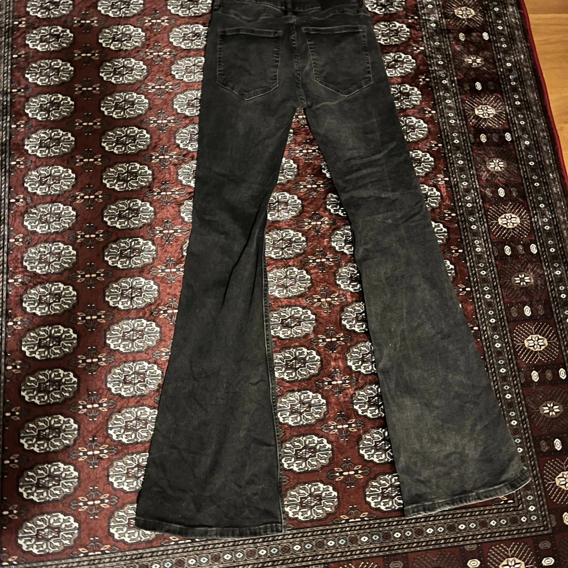 Svarta bell jeans från 157, storlek S - 1