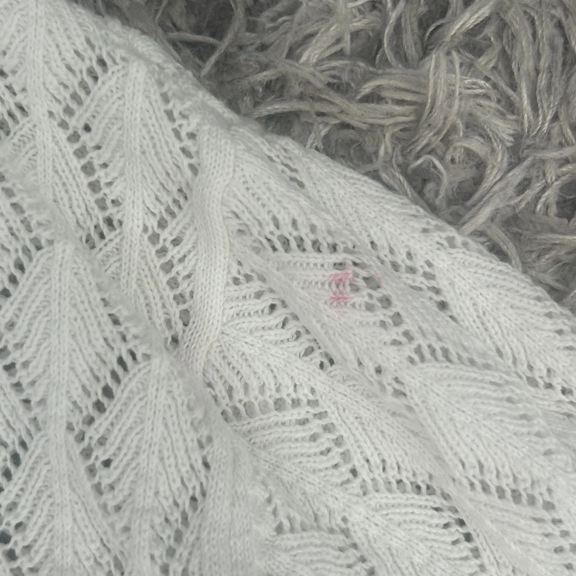 Vit stickad topp från Kappahl - 2