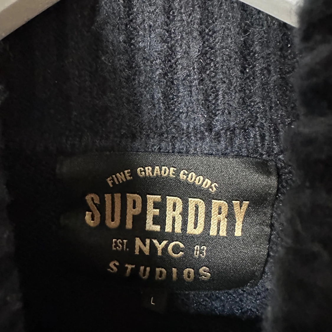 Mörkblå polotröja från Superdry - 2