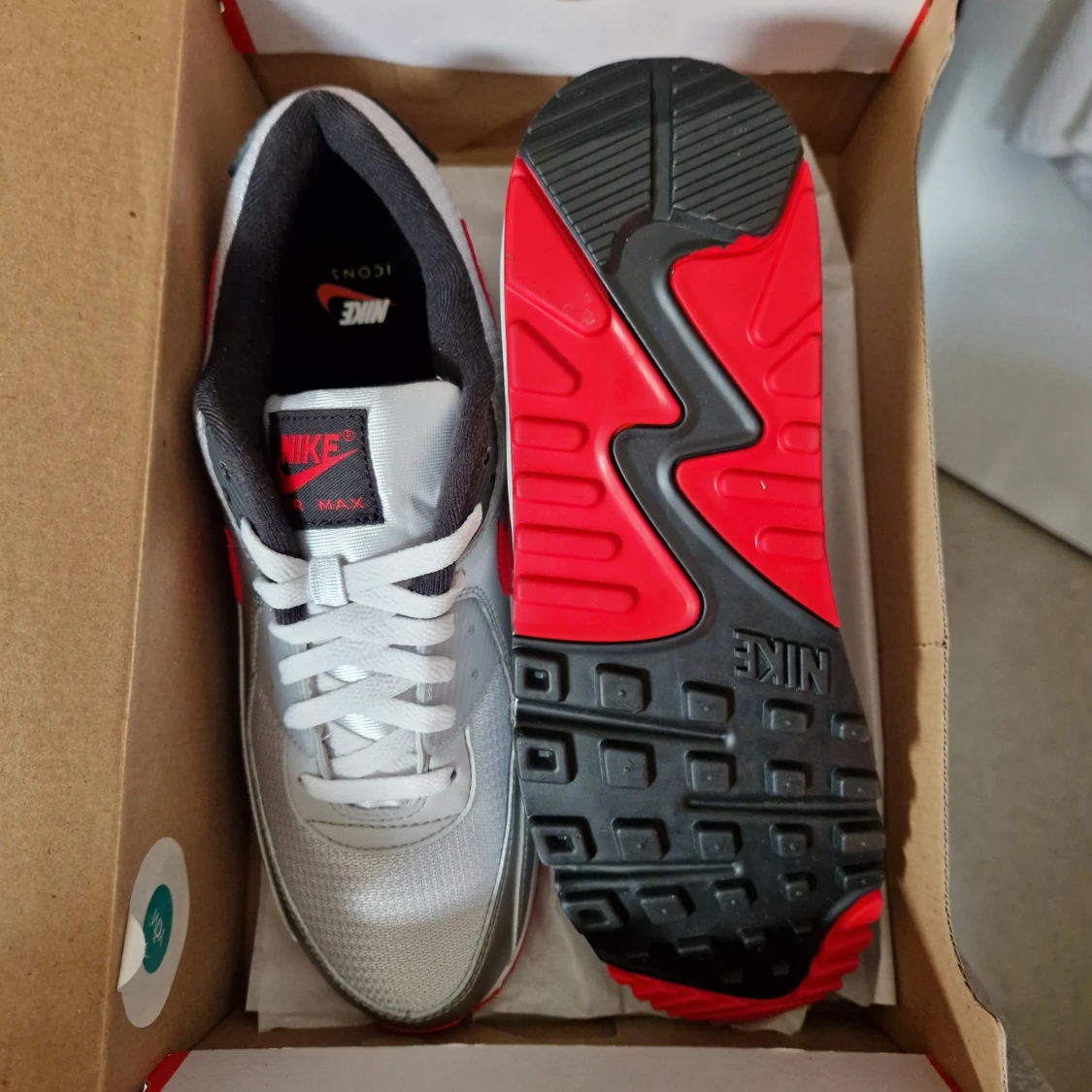 Oanvända Nike Air Max 90 Special Edition  - 1