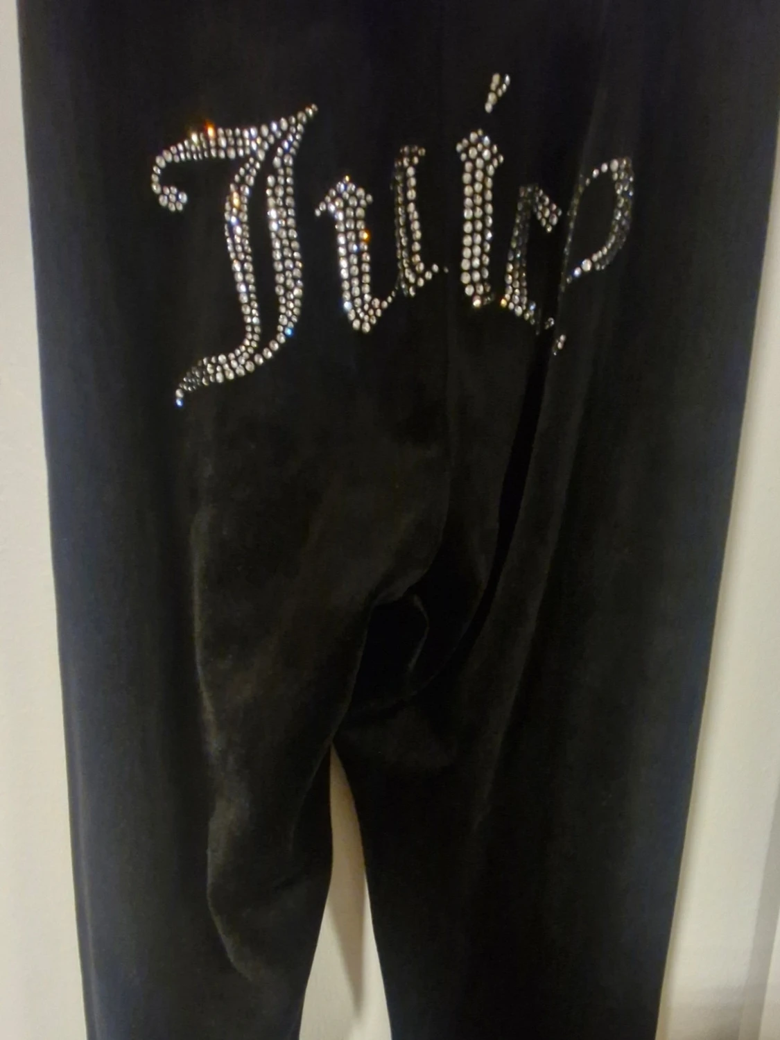 Svarta velourbyxor Juicy Couture XS