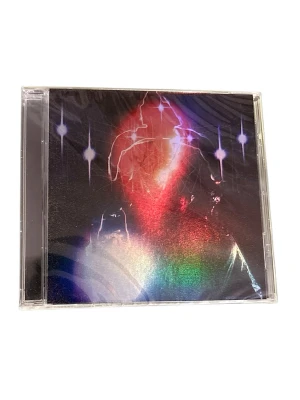 Bladee Red Light Cd Skiva - En helt ny oöppnadred light cd skiva av bladee släppt i 2019, perfekt skick