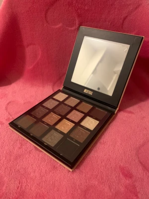 Beauty Bay palette - Ny och oanvänd