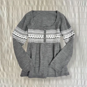 vintage babydoll tröja  - söt 2000-tals a&f liknande babydoll kofta passar oversized 🪽