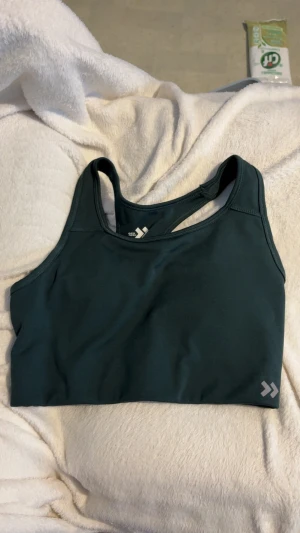 Sport bh  - Grön sport-bh från lager 157