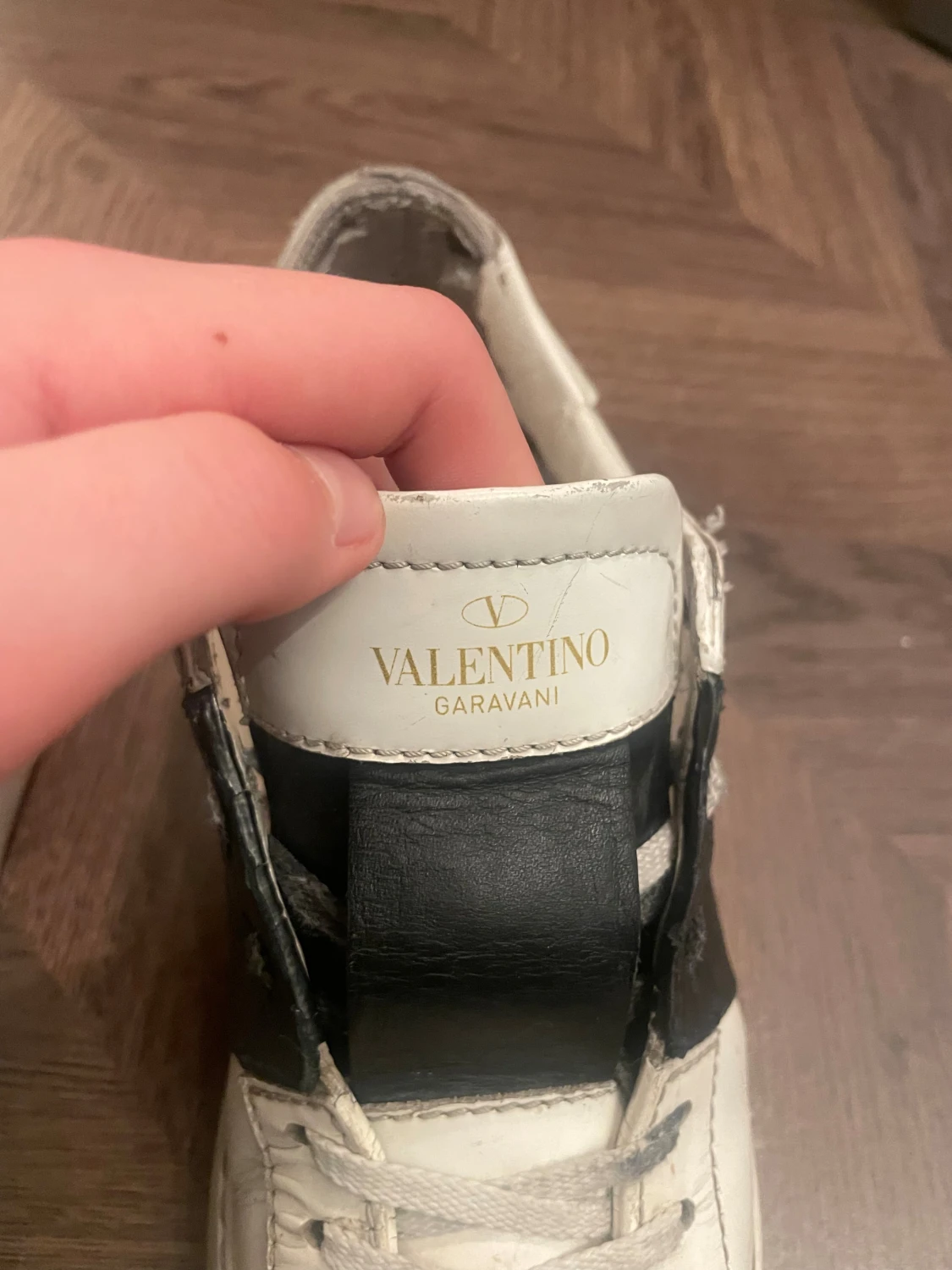 Valentino garvani oppens - 5