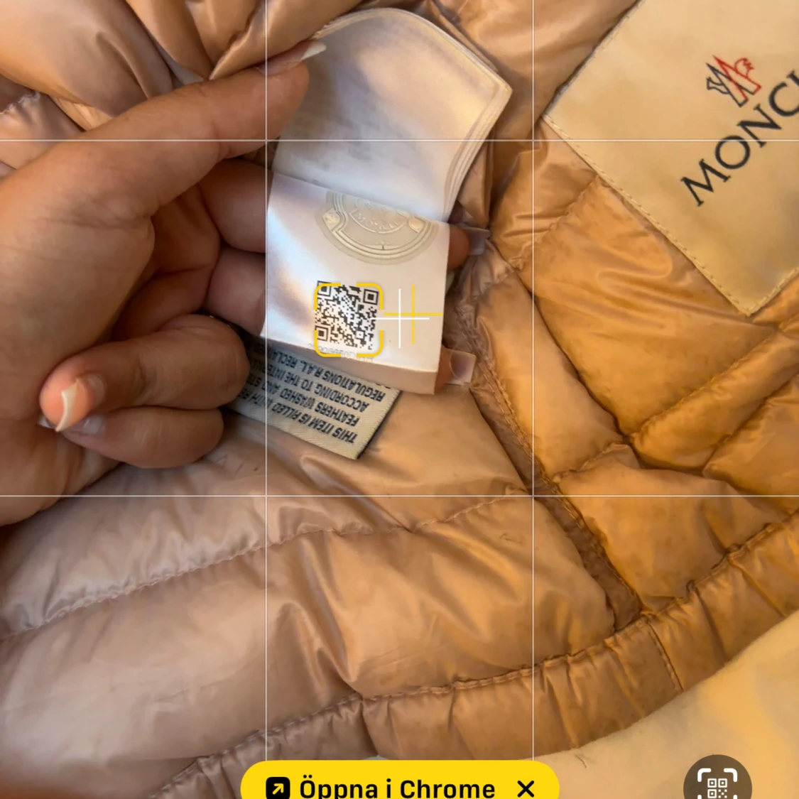 Rosa dunjacka från Moncler - 2