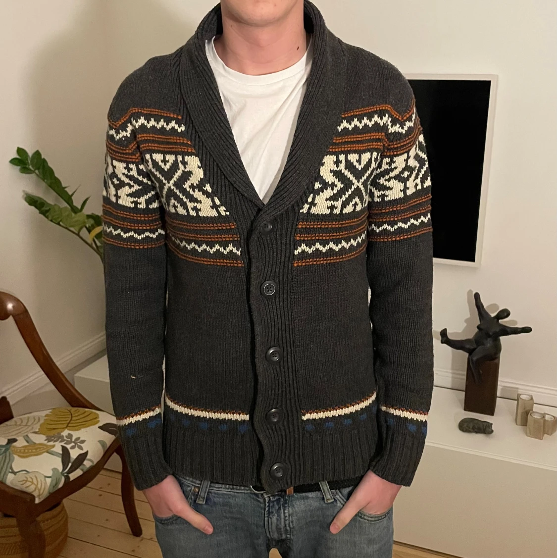 Mörkgrå kofta från The Clockhouse