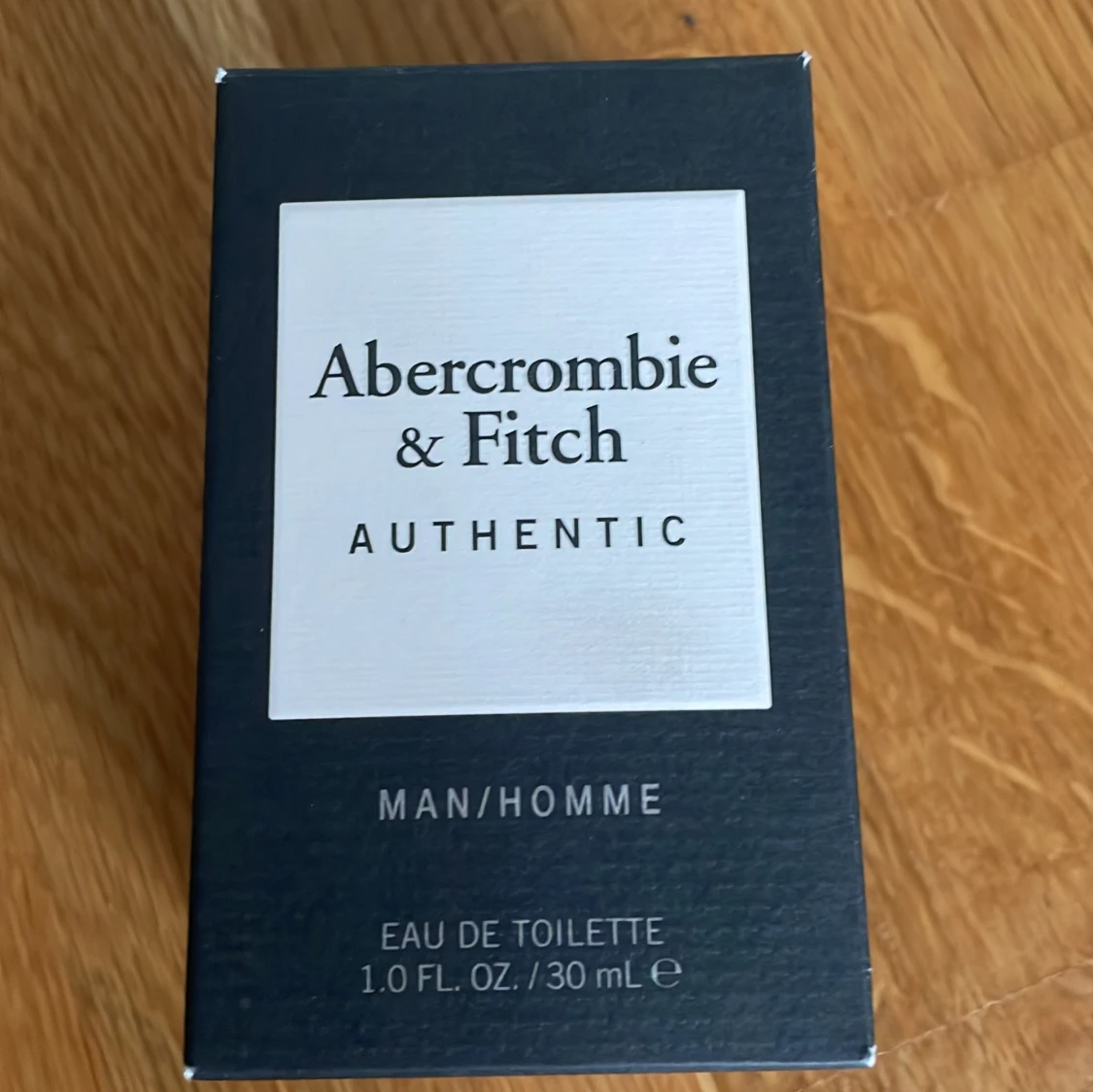 Abercrombie & Fitch Authentic Man - 2
