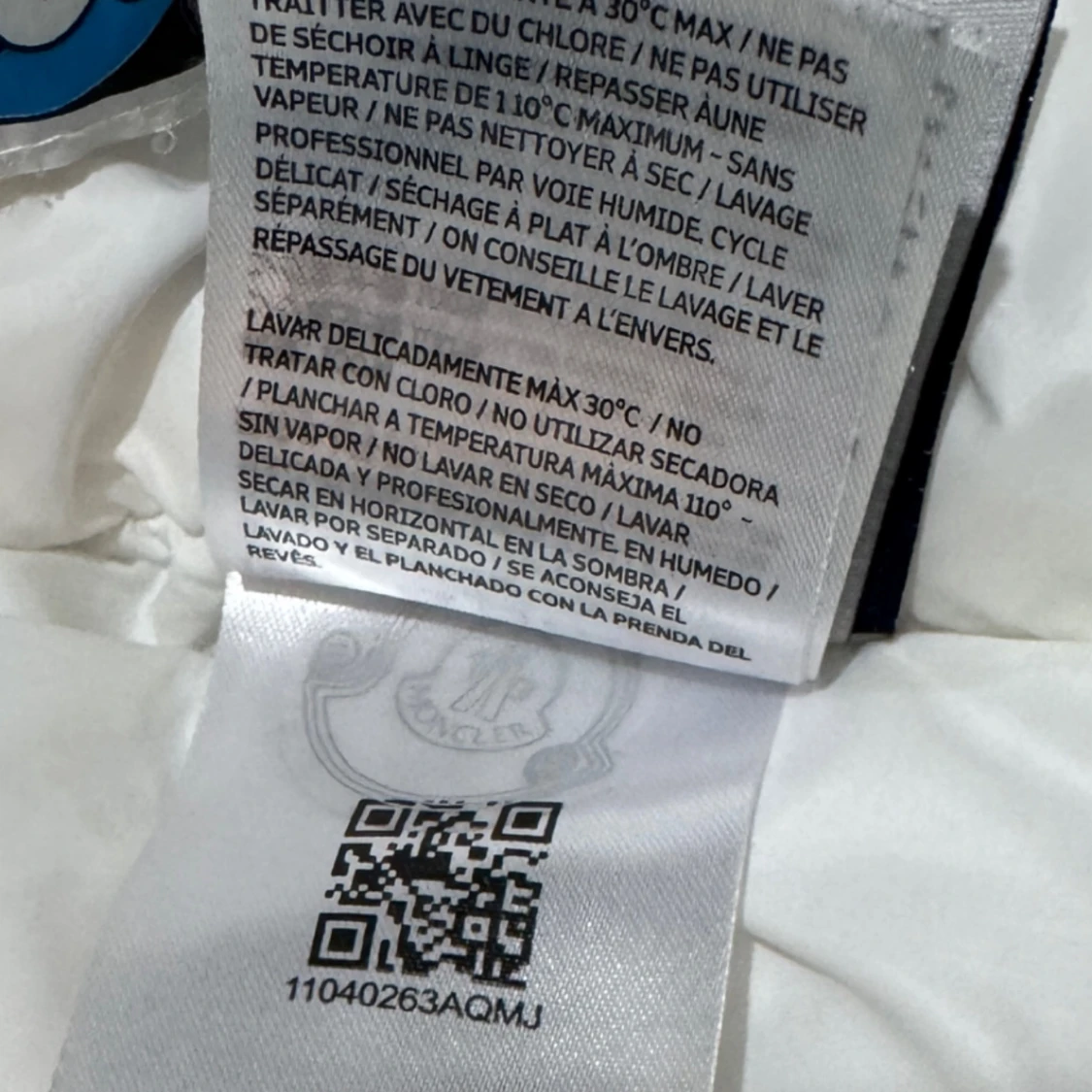 Vit Moncler pufferjacka med huva - 3