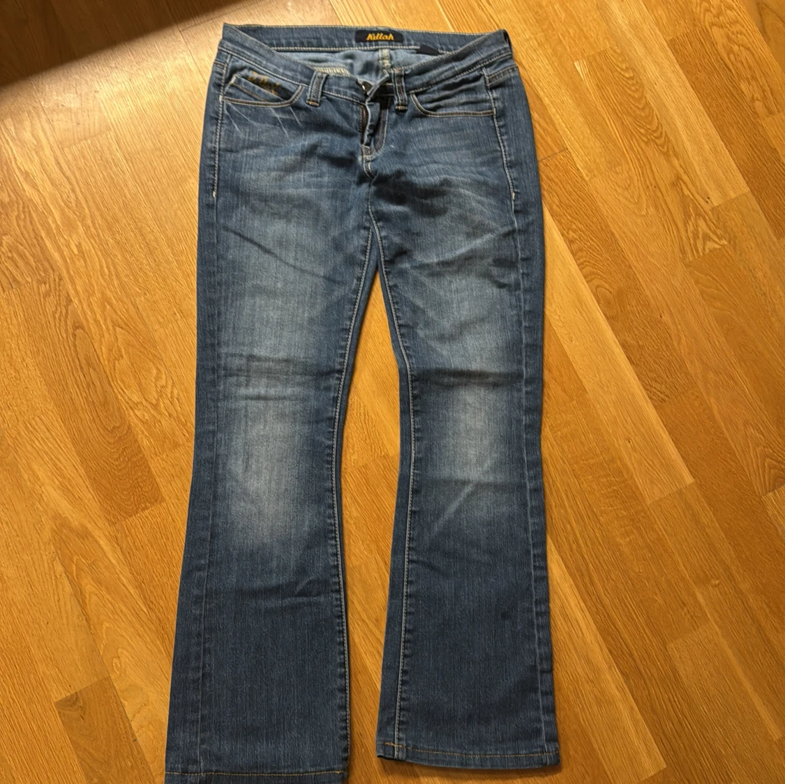Blå bootcut jeans från Killah - 2