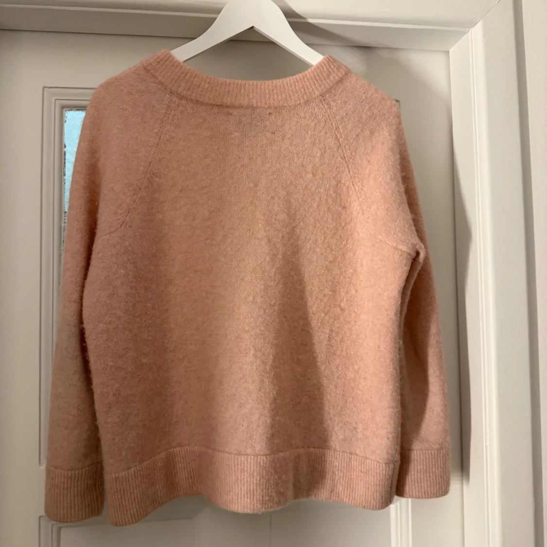 Stickad tröja  - 1