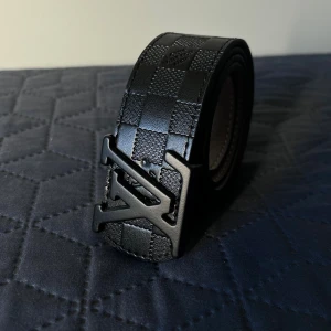 Lv bälte svart - Helt nytt, olika storlekar från 110-125cm. Fast pris på 220