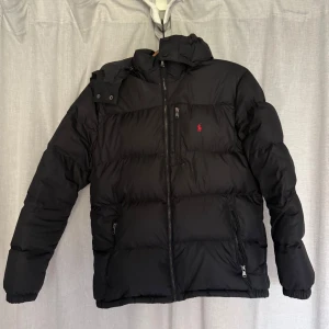 Ralph Lauren - Jacka - Ralph Lauren dun/vinter jacka i nyskick. 