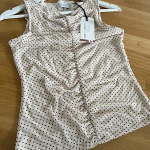 Mesh topp - Mesh topp🦢nypris- 399