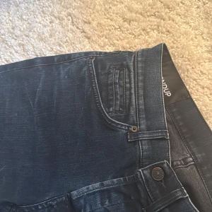 Dondup jeans - Dondup jeans i bra skick i modell George storlek 31