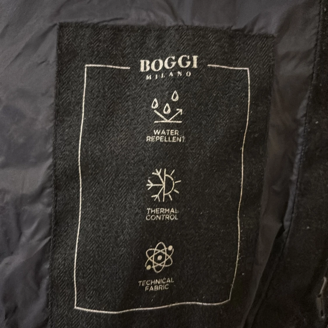 Svart pufferjacka från Boggi Milano - 2