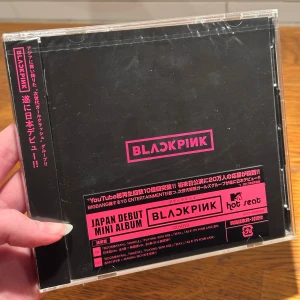 Blackpink Japan debut album oöppnad  - Cd+Dvd av Blackpinks första japanska album! Helt ny oöppnad limited!