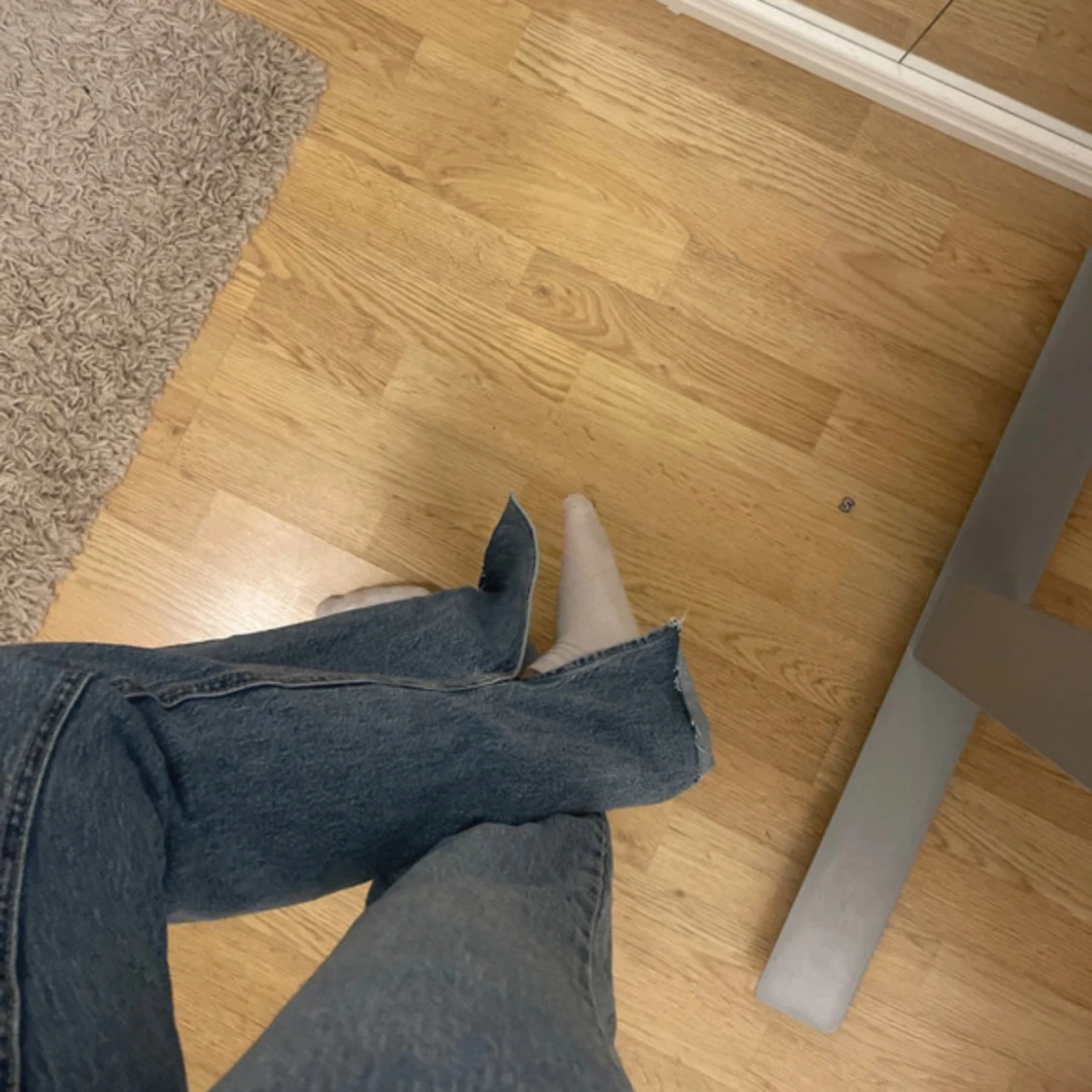 Blå bootcut jeans med slits - 3