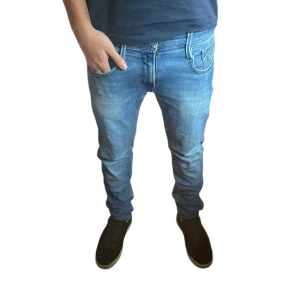 Replay Anbass Jeans - Snygga Replay Anbass jeans. Väldigt bra skick. Pris kan diskuteras!