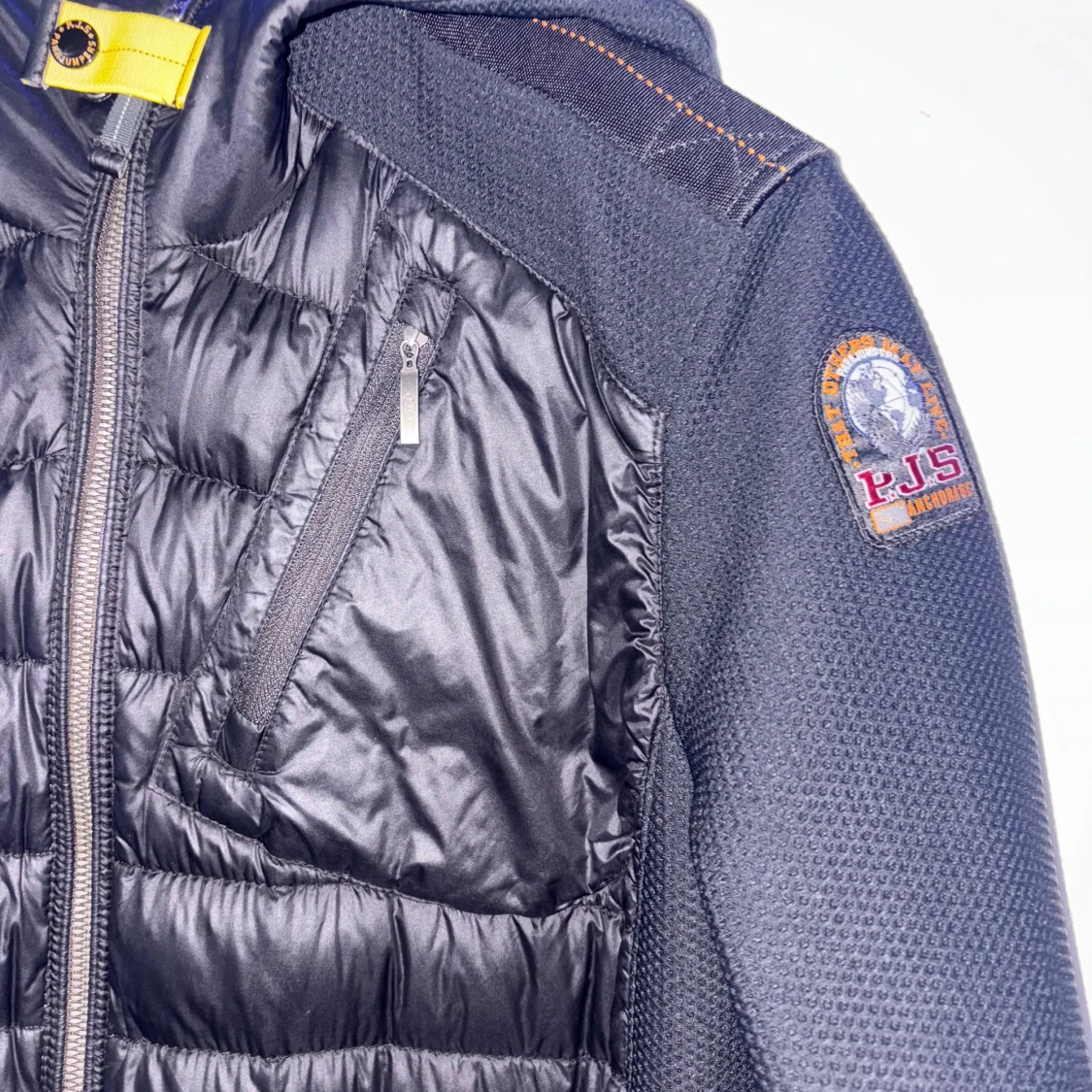 Svart pufferjacka från Parajumpers XS - 1