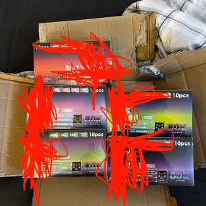 80K  - Flera oöppnade boxar med 80K Puffs engångs 