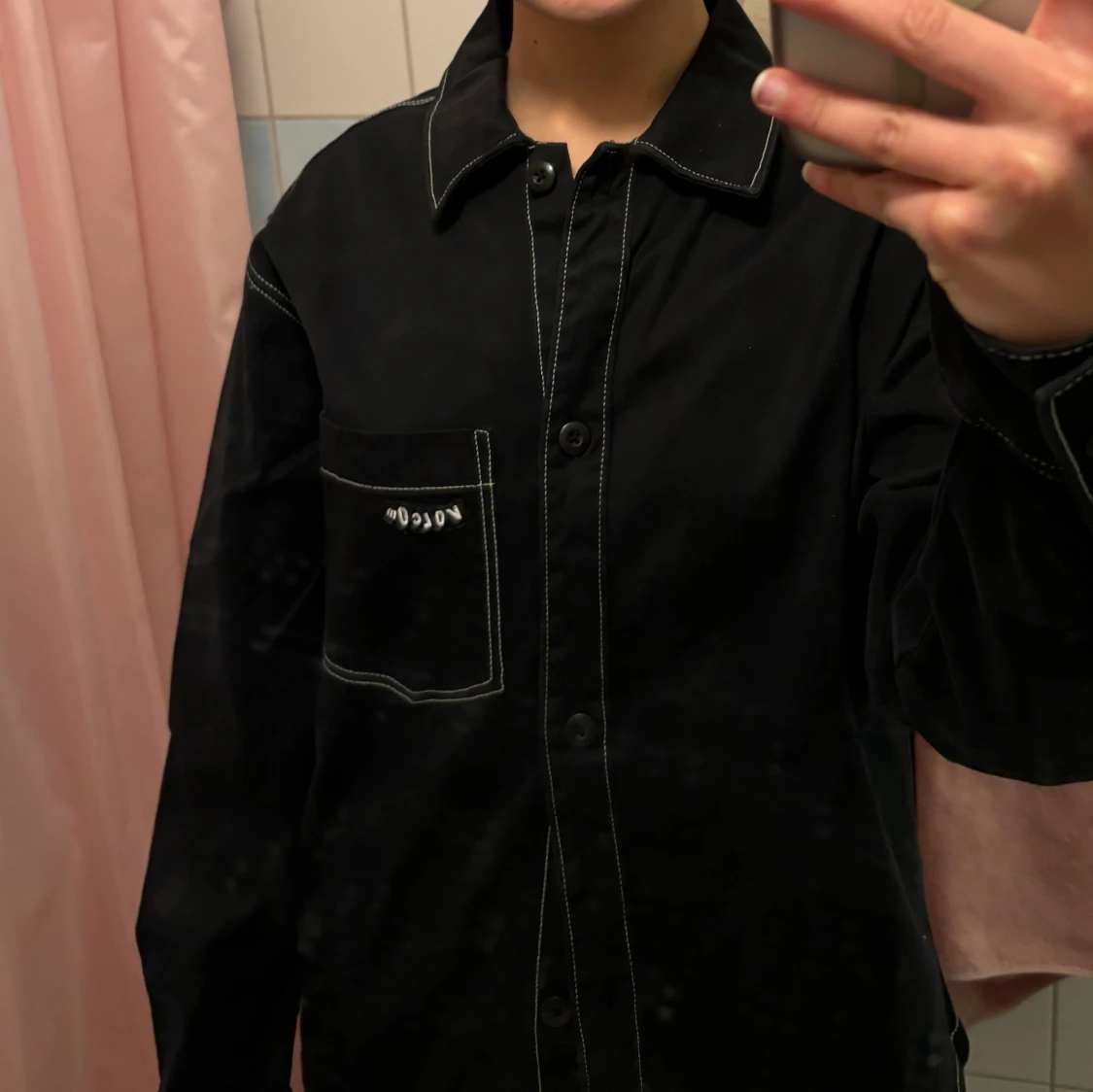 Svart overshirt från Noccon