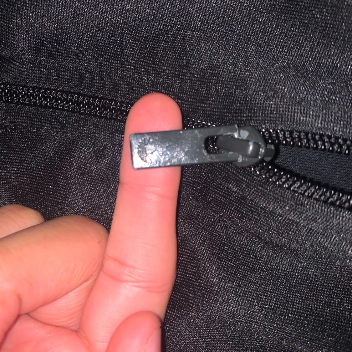 Svart Adidas track jacket med vita ränder - 2