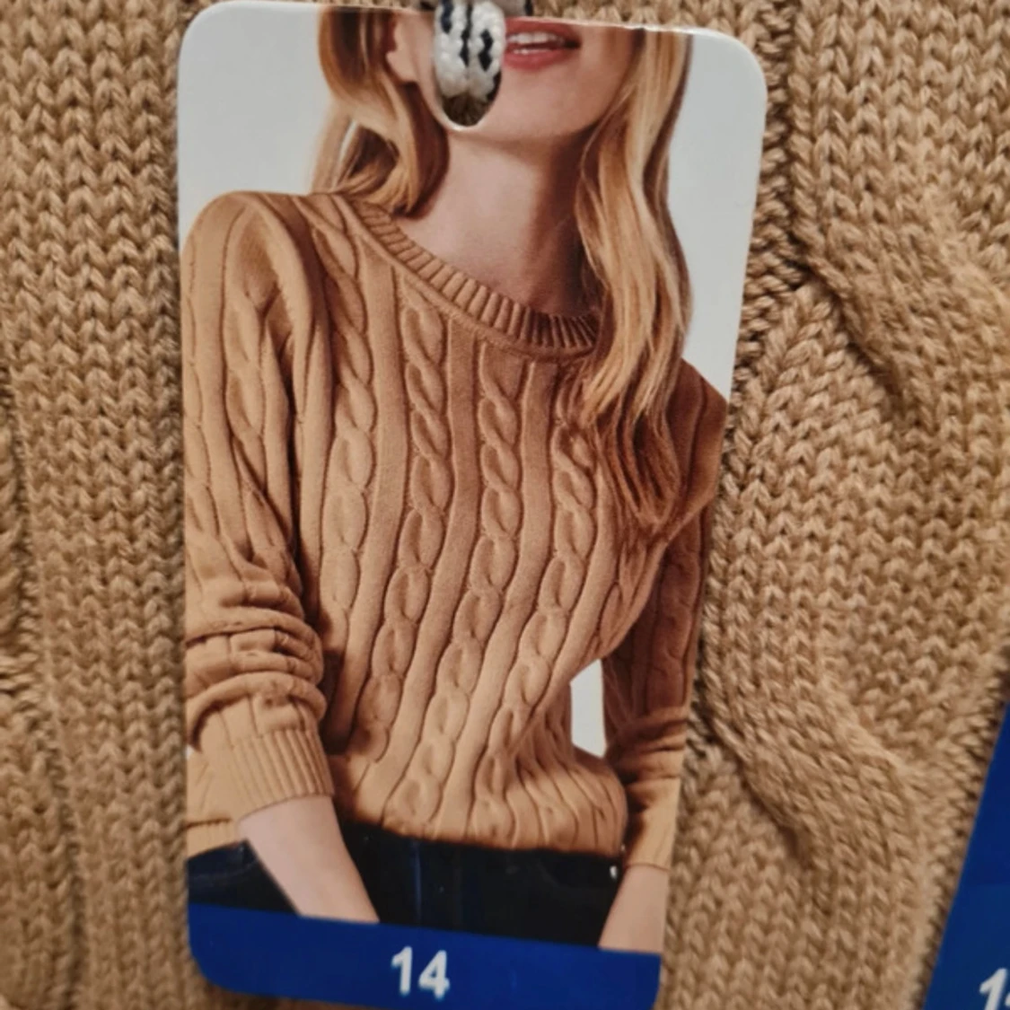 Kaschmir tröja, storlek 14 - 1