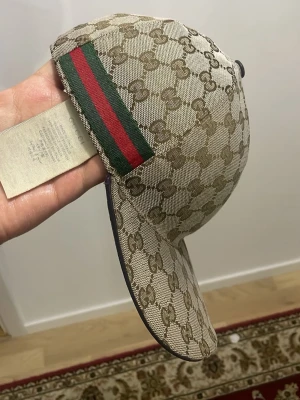 Äkta gucci keps - STORLEK XS NFC FINNS OCHSÅ