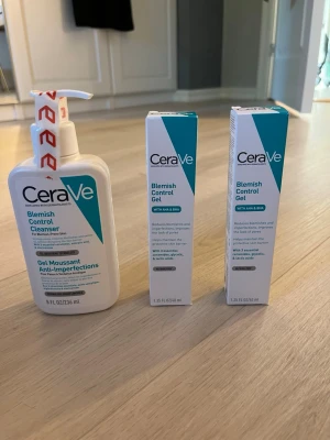 CeraVe Blemish Control Gel & Cleanser - Säljer ett set med CeraVe Blemish Control Cleanser och två Blemish Control Gel. Helt oanvända. Kan köpas var för sig