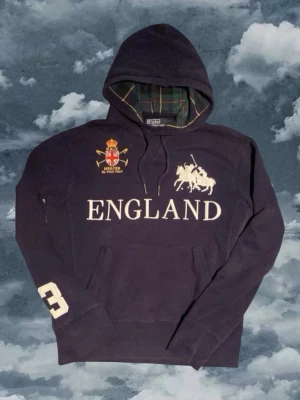 Ralph Lauren hoodie  - Unik ralph Lauren hoodie storlek S givetvis äkta skick 8/10
