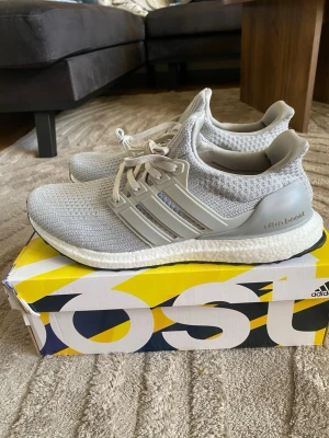 Adidas Ultra Boost grå sneakers - Storlek, 46, 44, 