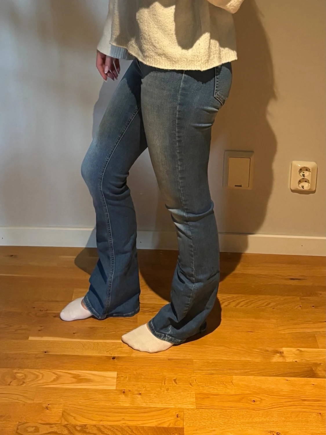 Blå bootcut jeans - 1