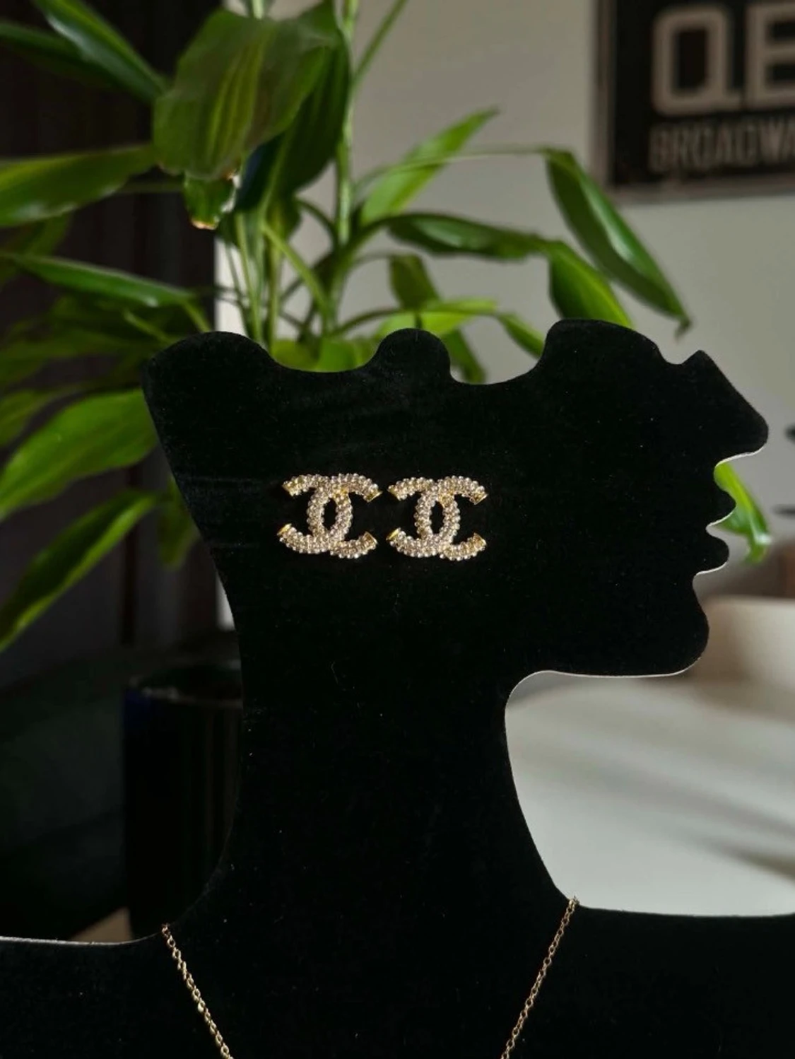Fina örhängen