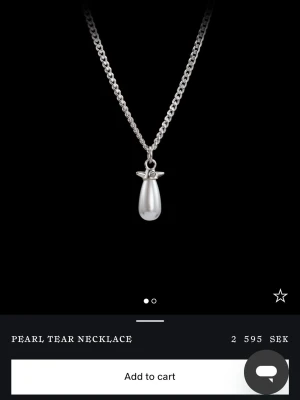 Maria Nilsdotter halsband  - Ett jättefint pärlhalsband från Maria Nilsdotter! I jättebra skick och nypris är 2595. Kontakta för mer bilder eller frågor!! Ask tillkommer självklart! 