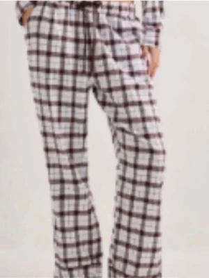 Hunkemöller pyjamasbyxor  - Fina