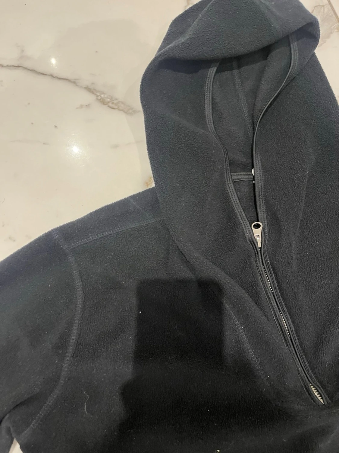 Svart fleecehoodie med dragkedja - 3